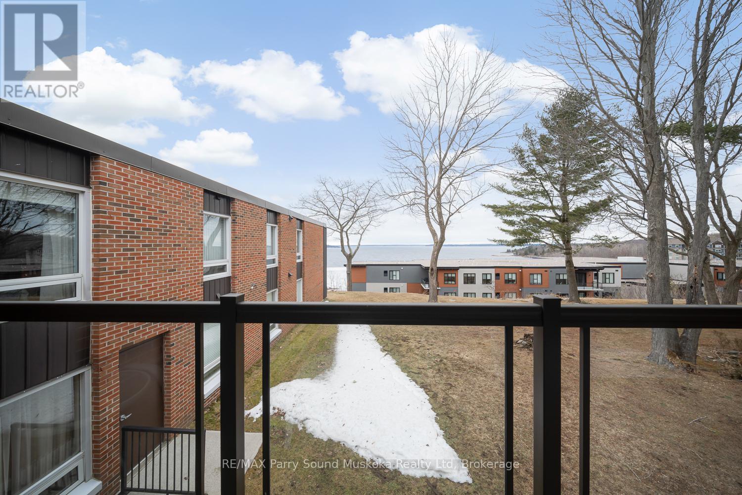 205 - 100 Beaconview Heights, Parry Sound, Ontario  P2A 2E1 - Photo 33 - X12068545