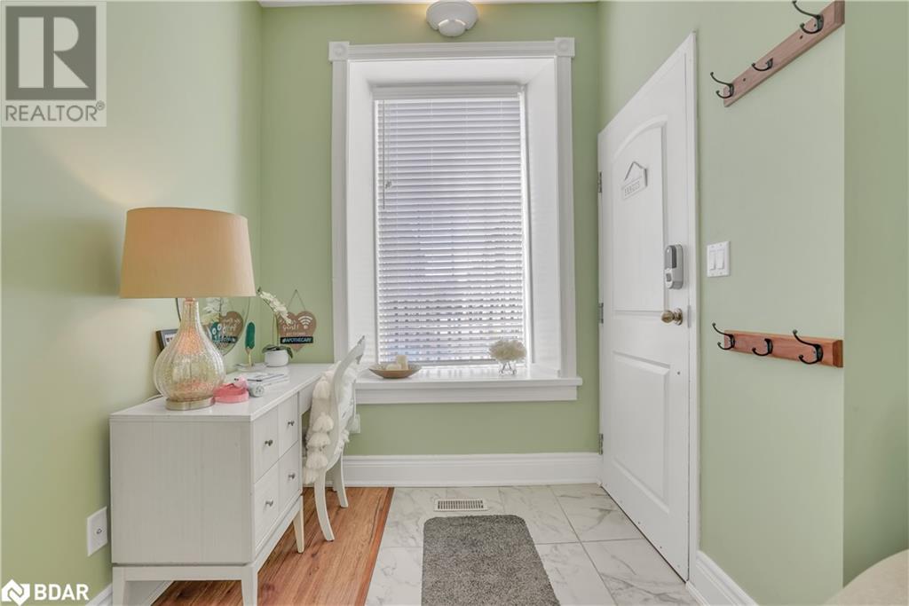 Property at 130 ST DAVID Street S image 5