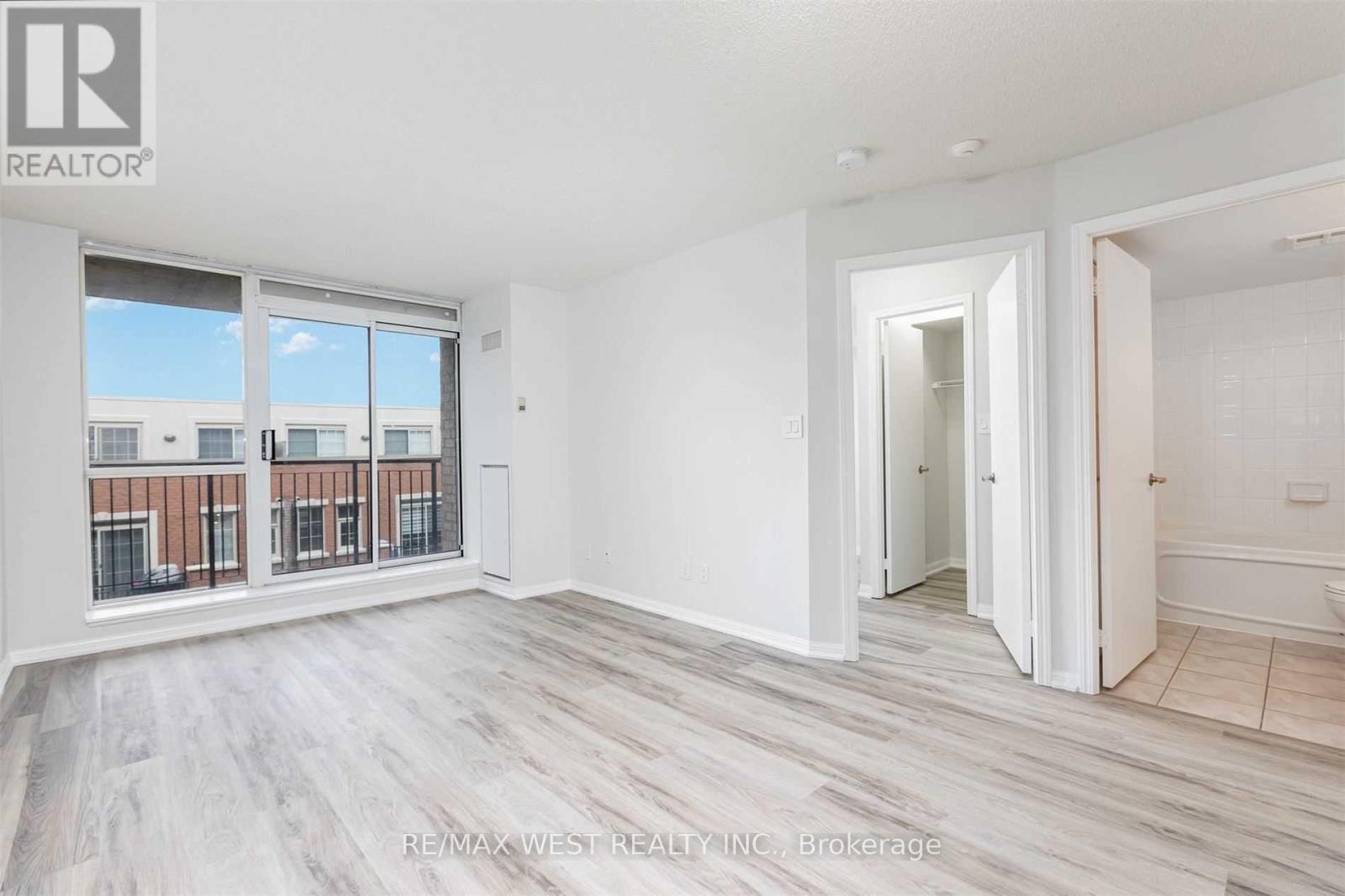 420 - 1000 King Street W, Toronto, Ontario  M6K 3N1 - Photo 4 - C12068480