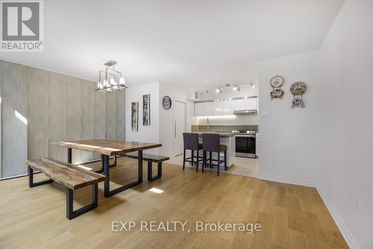 72 Granby Street, Toronto, Ontario  M5B 2J5 - Photo 13 - C12068579