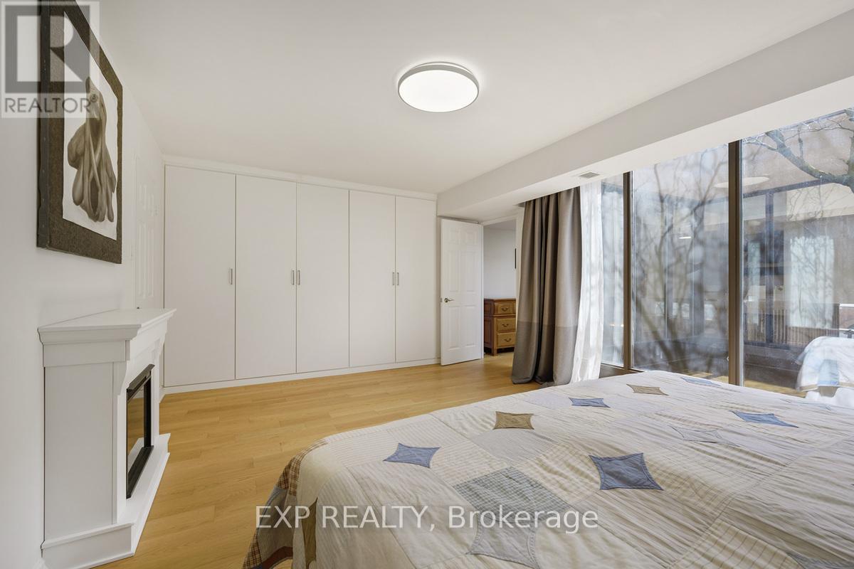 72 Granby Street, Toronto, Ontario  M5B 2J5 - Photo 21 - C12068579