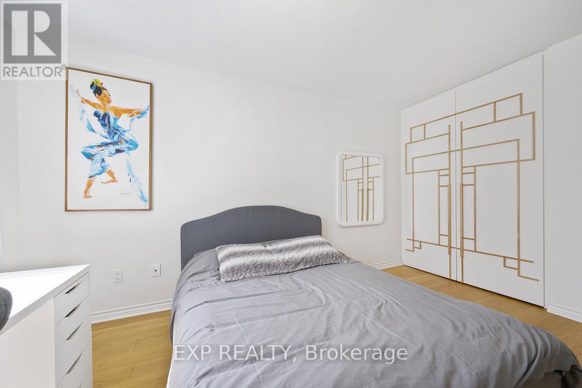 72 Granby Street, Toronto, Ontario  M5B 2J5 - Photo 23 - C12068579