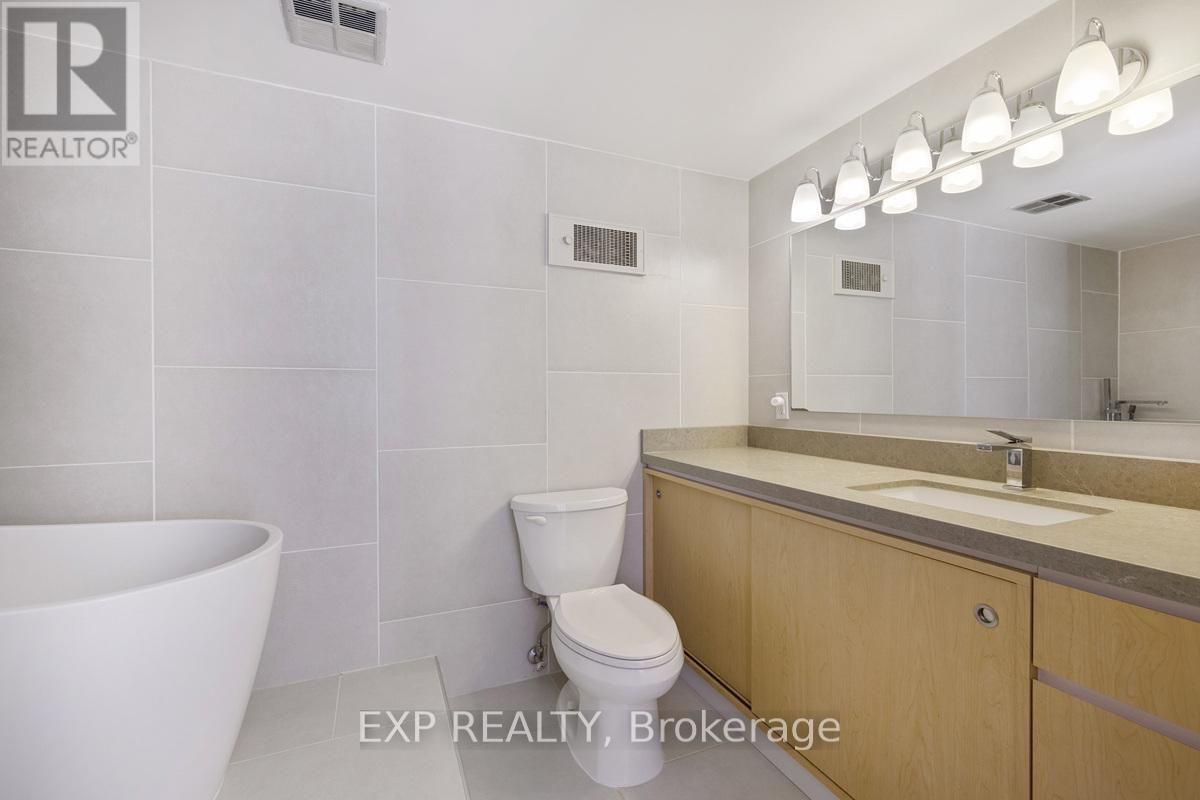 72 Granby Street, Toronto, Ontario  M5B 2J5 - Photo 27 - C12068579