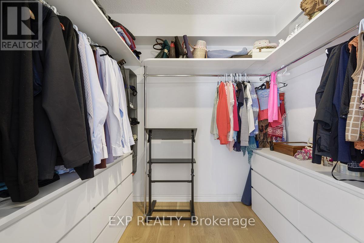 72 Granby Street, Toronto, Ontario  M5B 2J5 - Photo 30 - C12068579