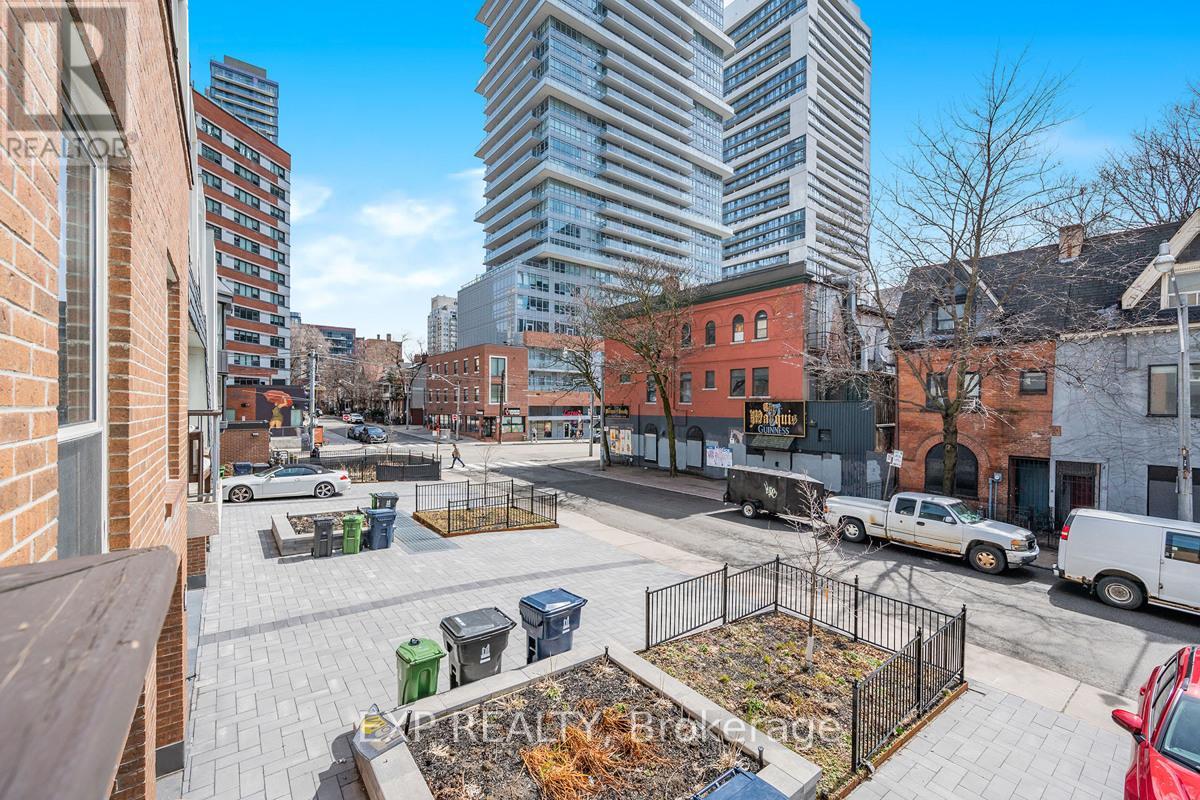 72 Granby Street, Toronto, Ontario  M5B 2J5 - Photo 33 - C12068579