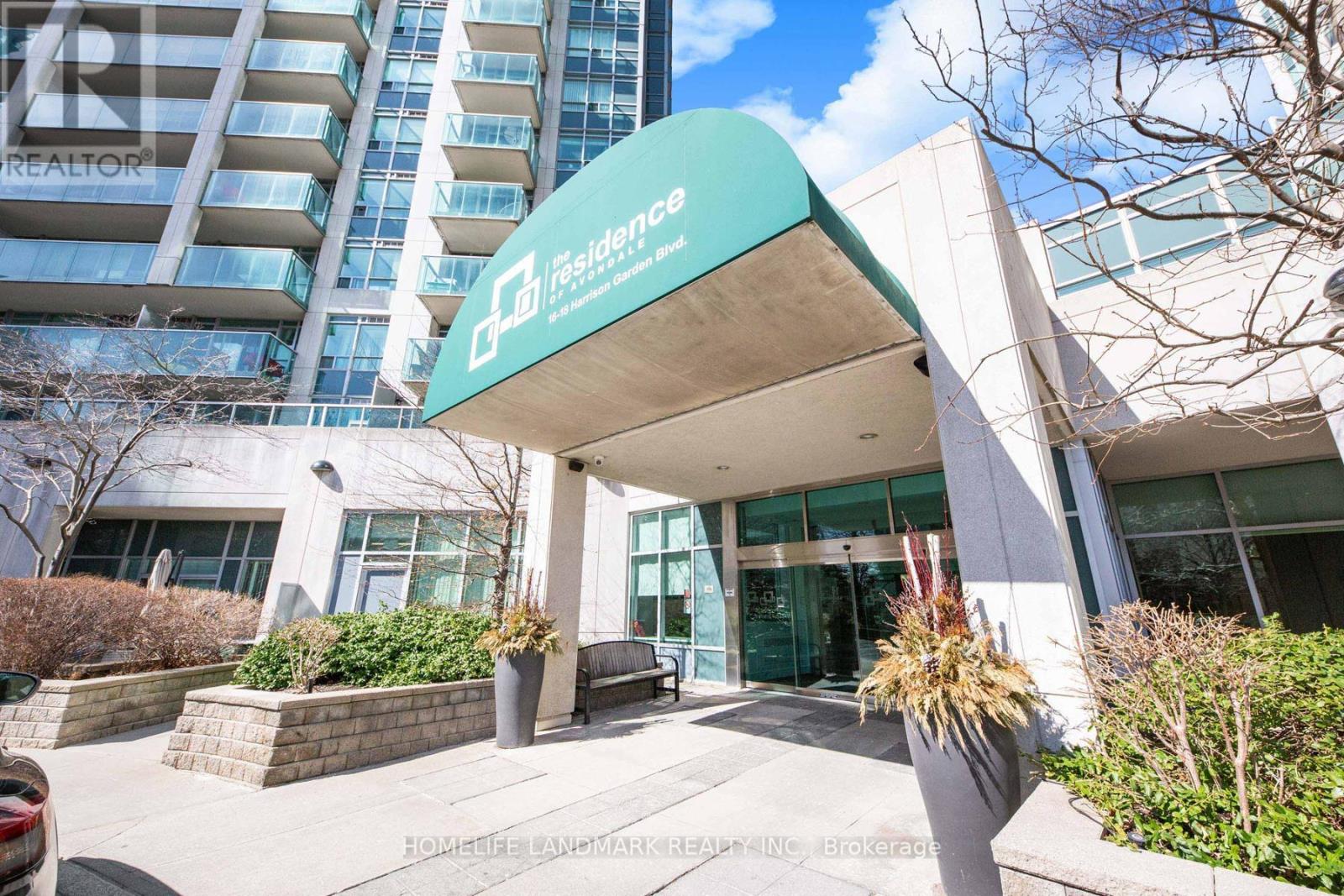 Lph04 - 16 Harrison Garden Boulevard, Toronto (Willowdale East), Ontario  M2N 7J6 - Photo 2 - C12068599