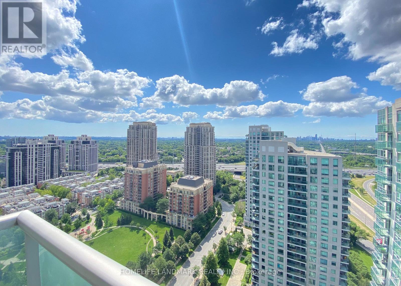 Lph04 - 16 Harrison Garden Boulevard, Toronto (Willowdale East), Ontario  M2N 7J6 - Photo 25 - C12068599