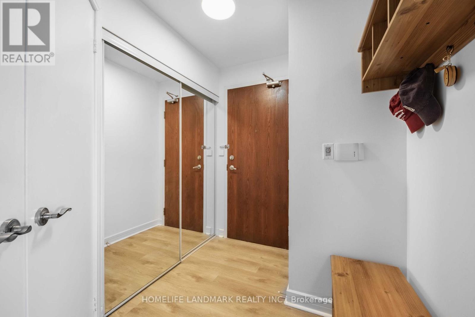 Lph04 - 16 Harrison Garden Boulevard, Toronto (Willowdale East), Ontario  M2N 7J6 - Photo 4 - C12068599