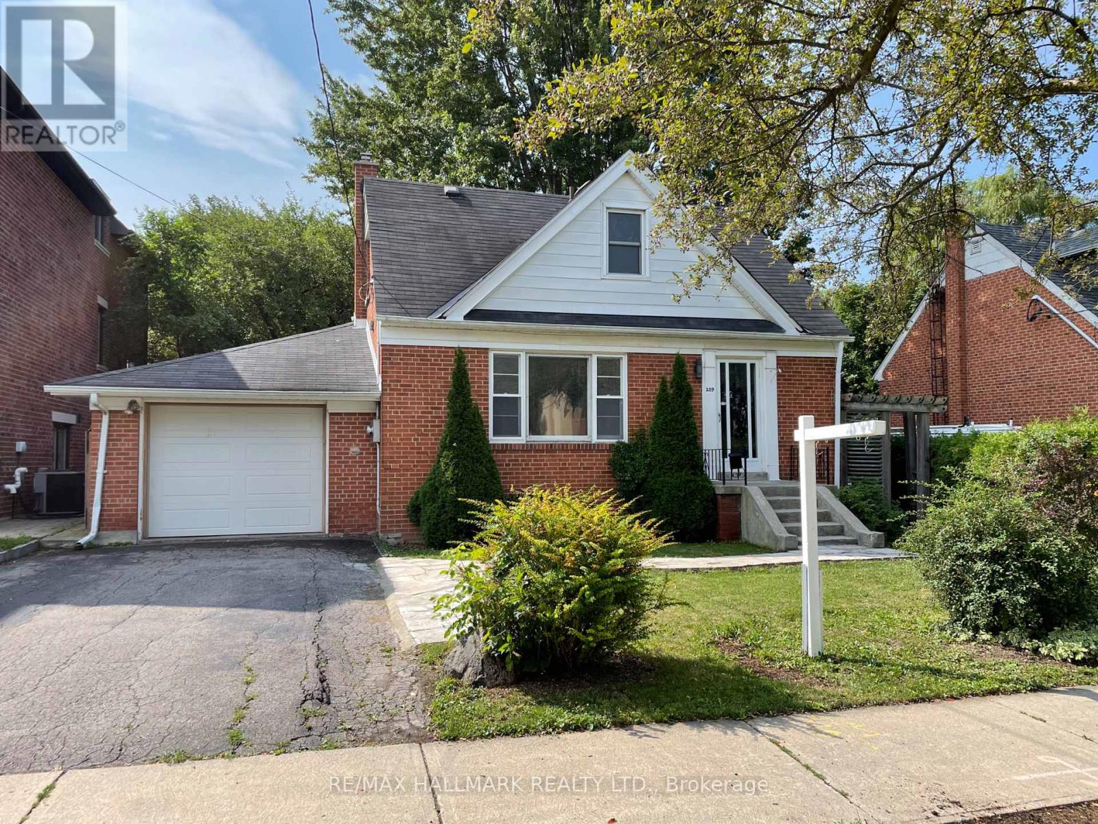 Property at 209 HOMEWOOD AVENUE image 1