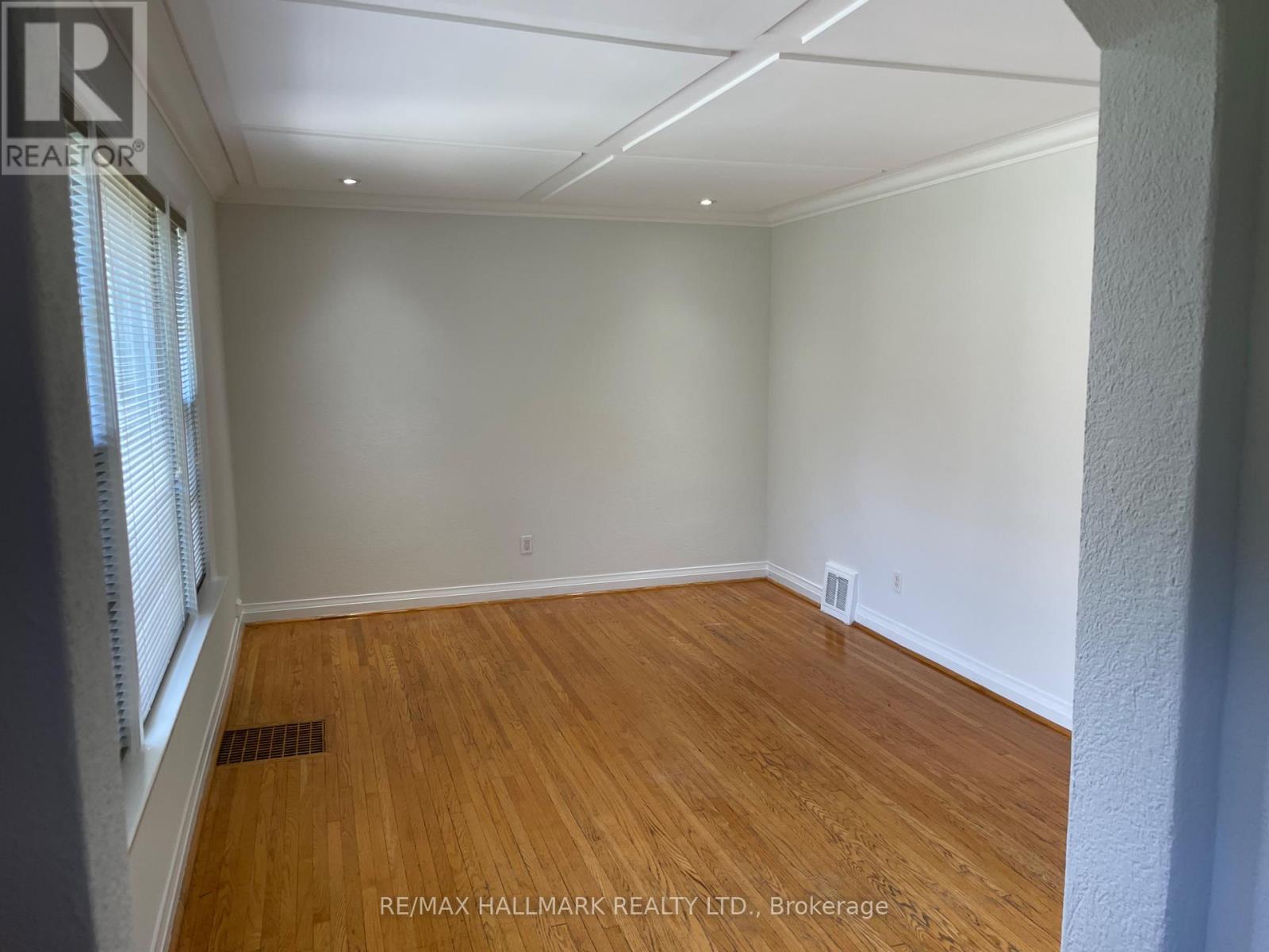 Property at 209 HOMEWOOD AVENUE image 3