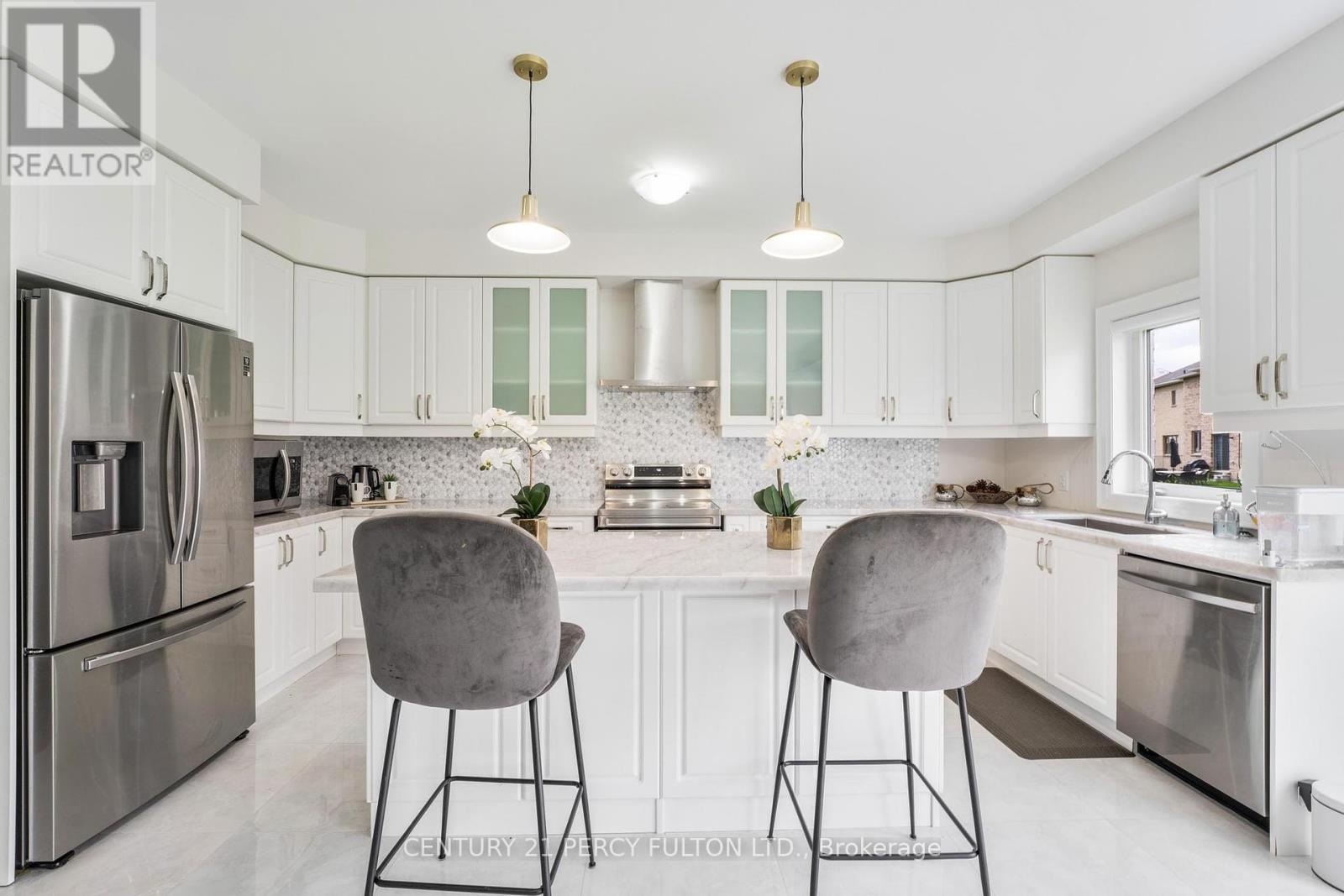 Property at 343 NORTHGLEN BOULEVARD W image 3