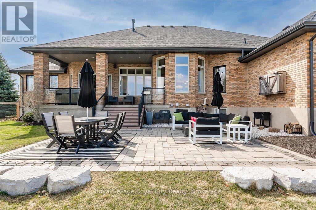 4663 Wellington 35 Road, Puslinch, Ontario  N1H 6J3 - Photo 40 - X12067129