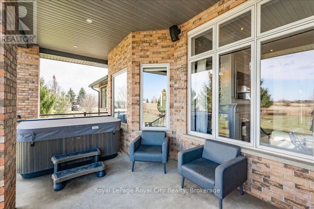 4663 Wellington 35 Road, Puslinch, Ontario  N1H 6J3 - Photo 41 - X12067129