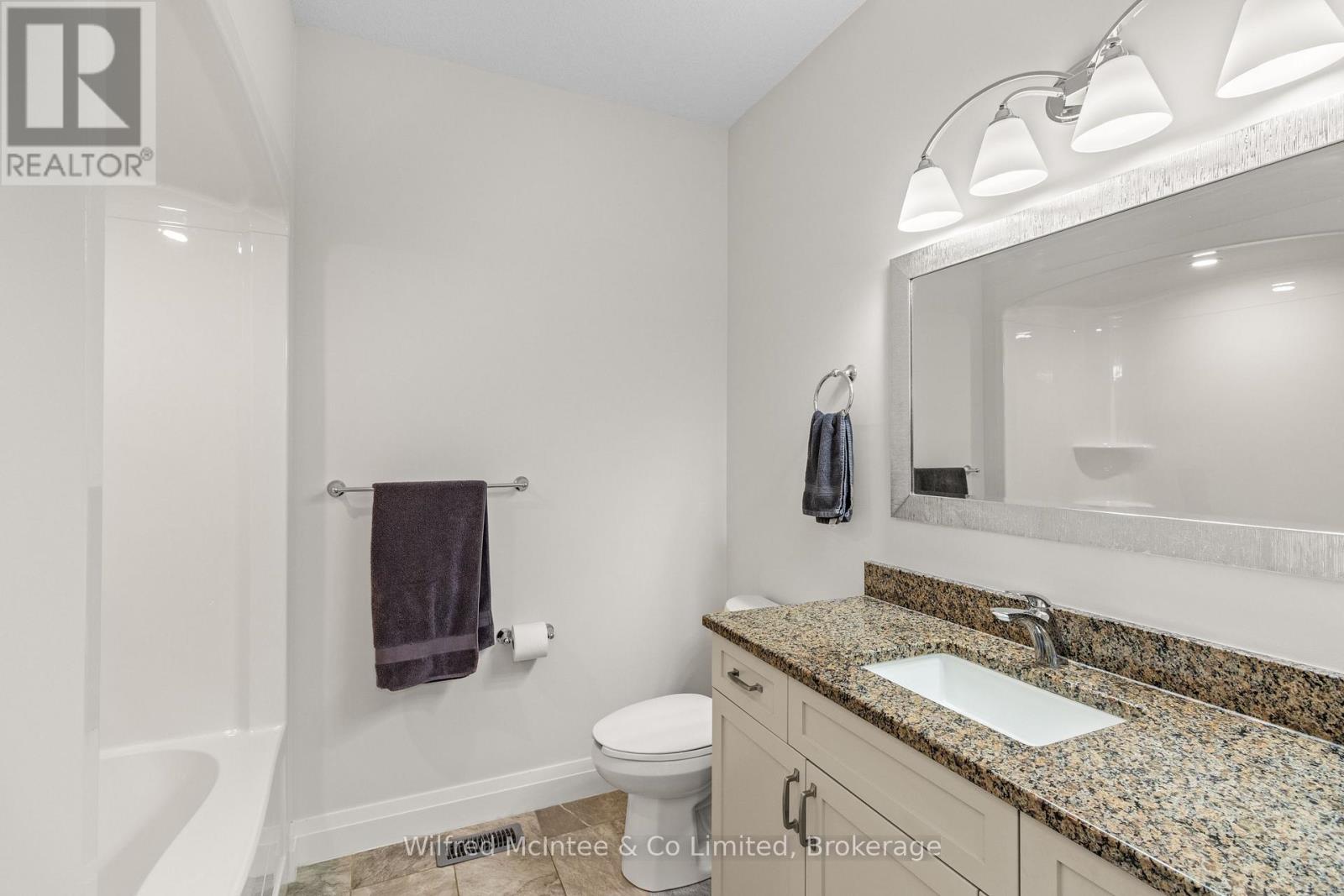 553 Hilker Street, Saugeen Shores, Ontario  N0H 2C4 - Photo 26 - X12067920