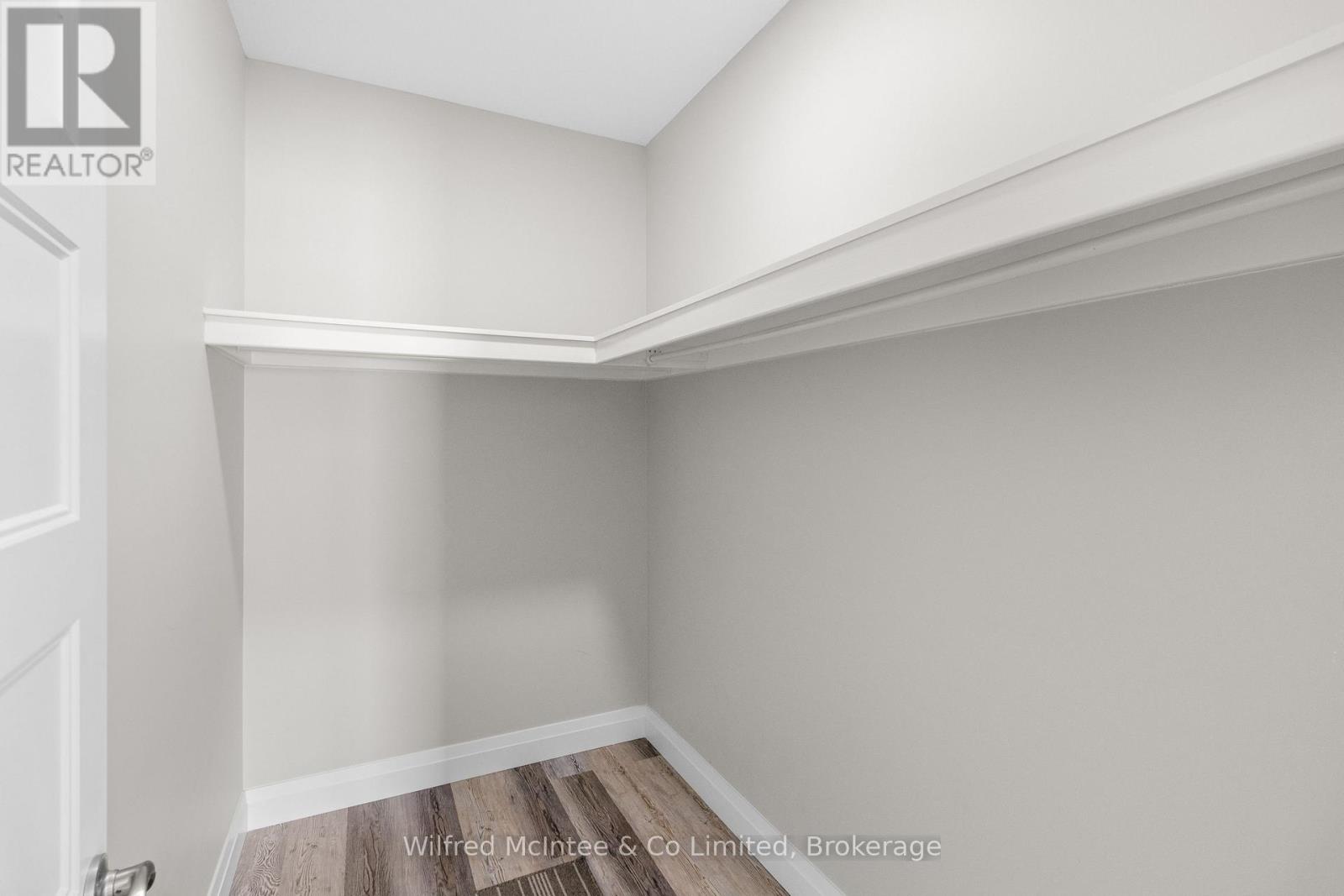 553 Hilker Street, Saugeen Shores, Ontario  N0H 2C4 - Photo 27 - X12067920
