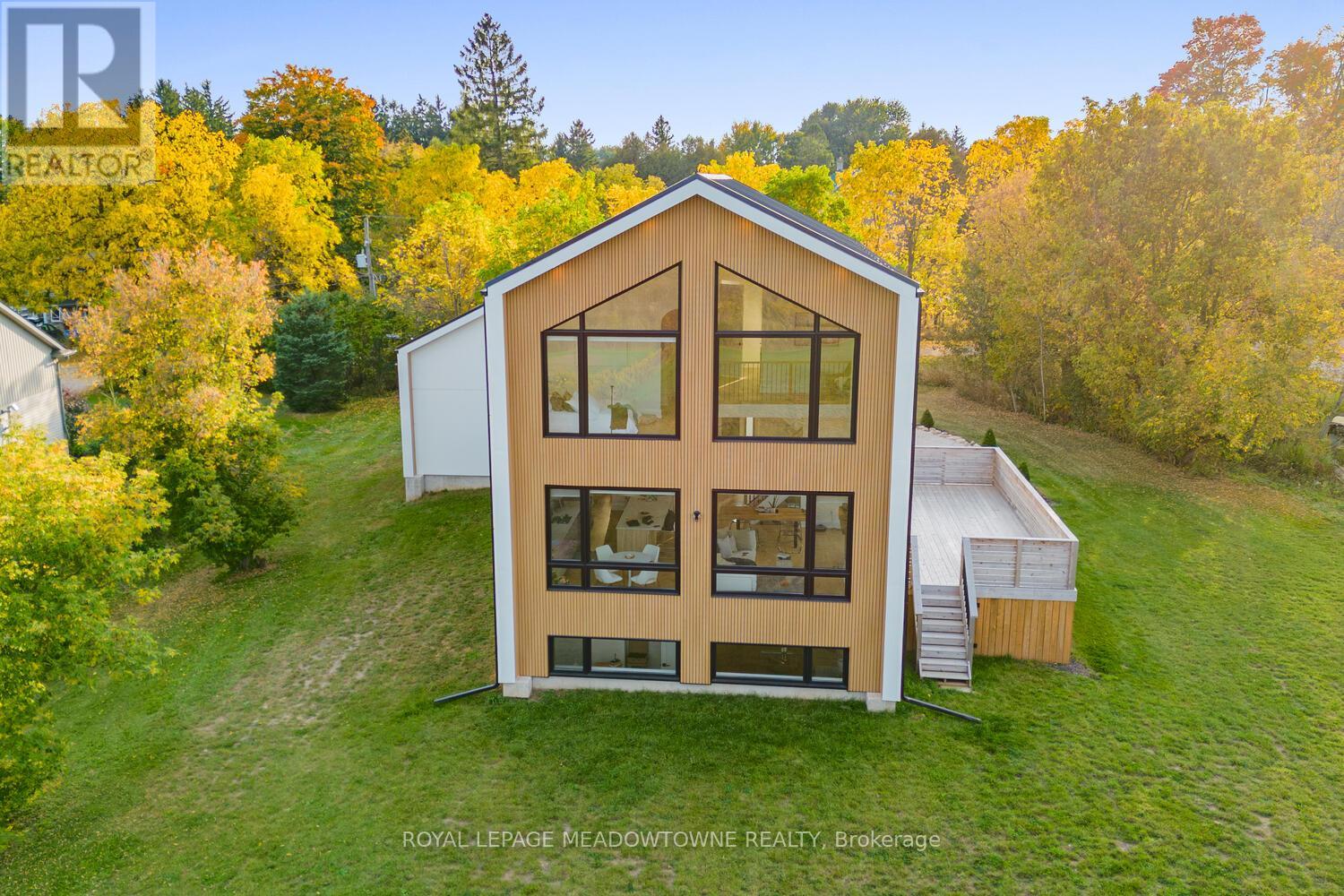 363 Albert Street, Guelph/eramosa, Ontario  N0B 2K0 - Photo 2 - X12068436