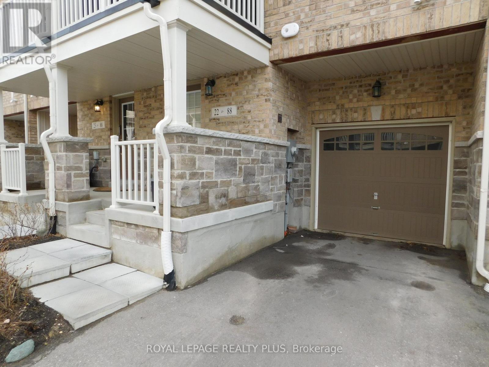 Property at 22 - 88 DECORSO DRIVE image 5