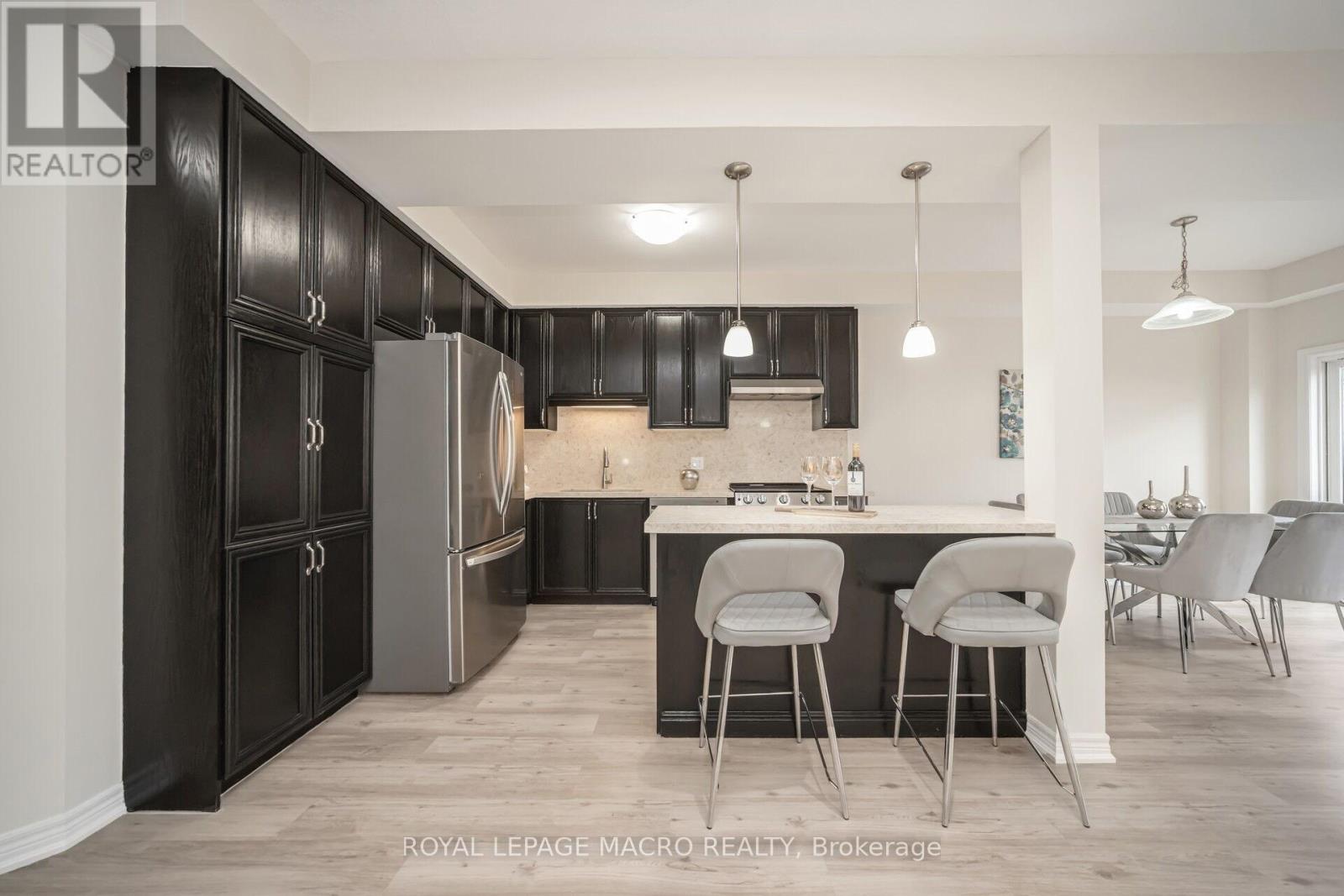 57 Redcedar Crescent S, Hamilton, Ontario  L8E 0G3 - Photo 11 - X12068565