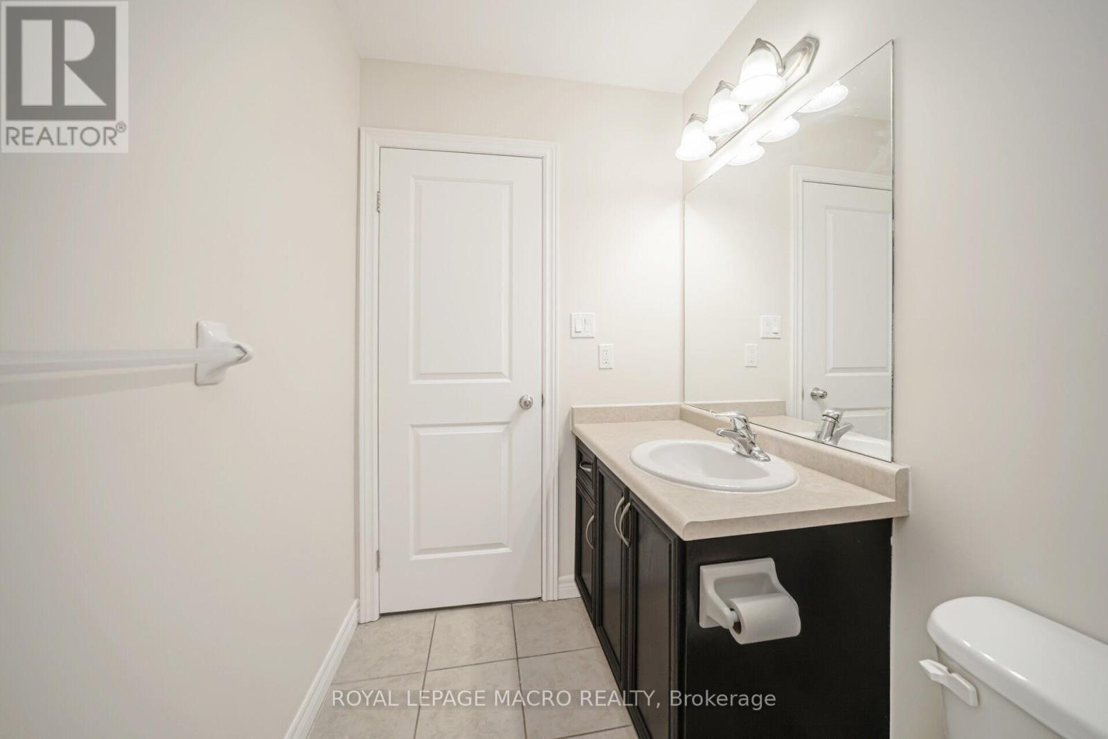 57 Redcedar Crescent S, Hamilton, Ontario  L8E 0G3 - Photo 37 - X12068565