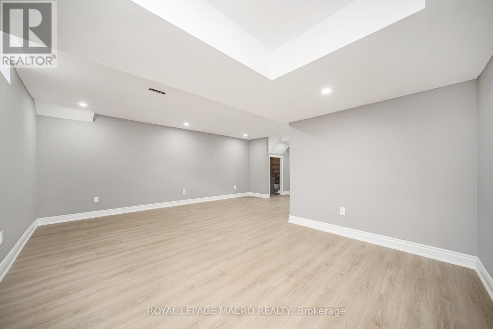57 Redcedar Crescent S, Hamilton, Ontario  L8E 0G3 - Photo 42 - X12068565