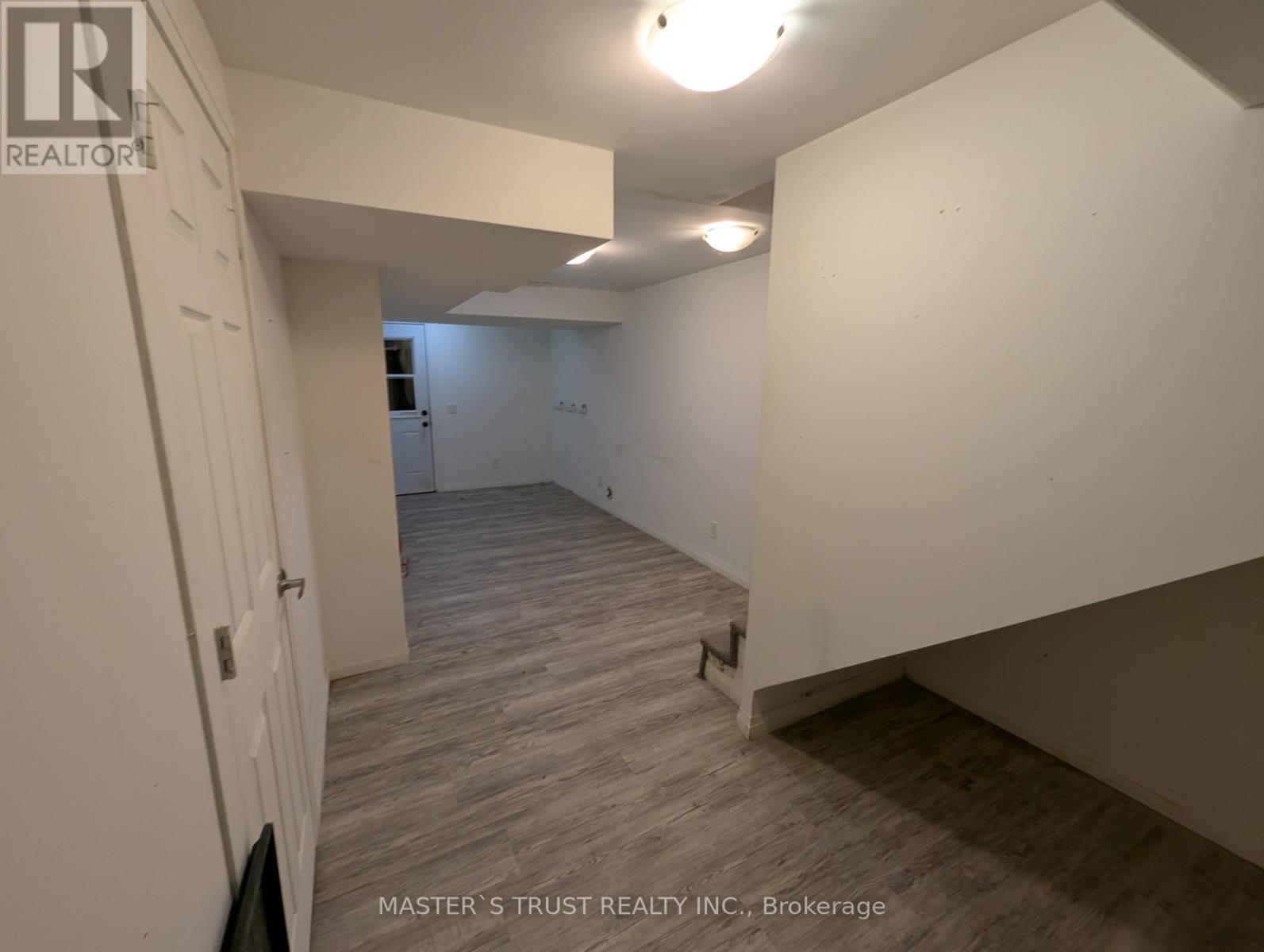 358 John Street N, Hamilton, Ontario  L8L 4R1 - Photo 12 - X12068595
