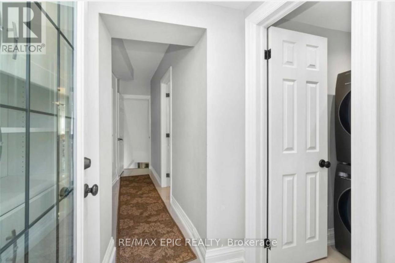 583 Old Weston Road, Toronto, Ontario  M6N 3B2 - Photo 21 - W12068577