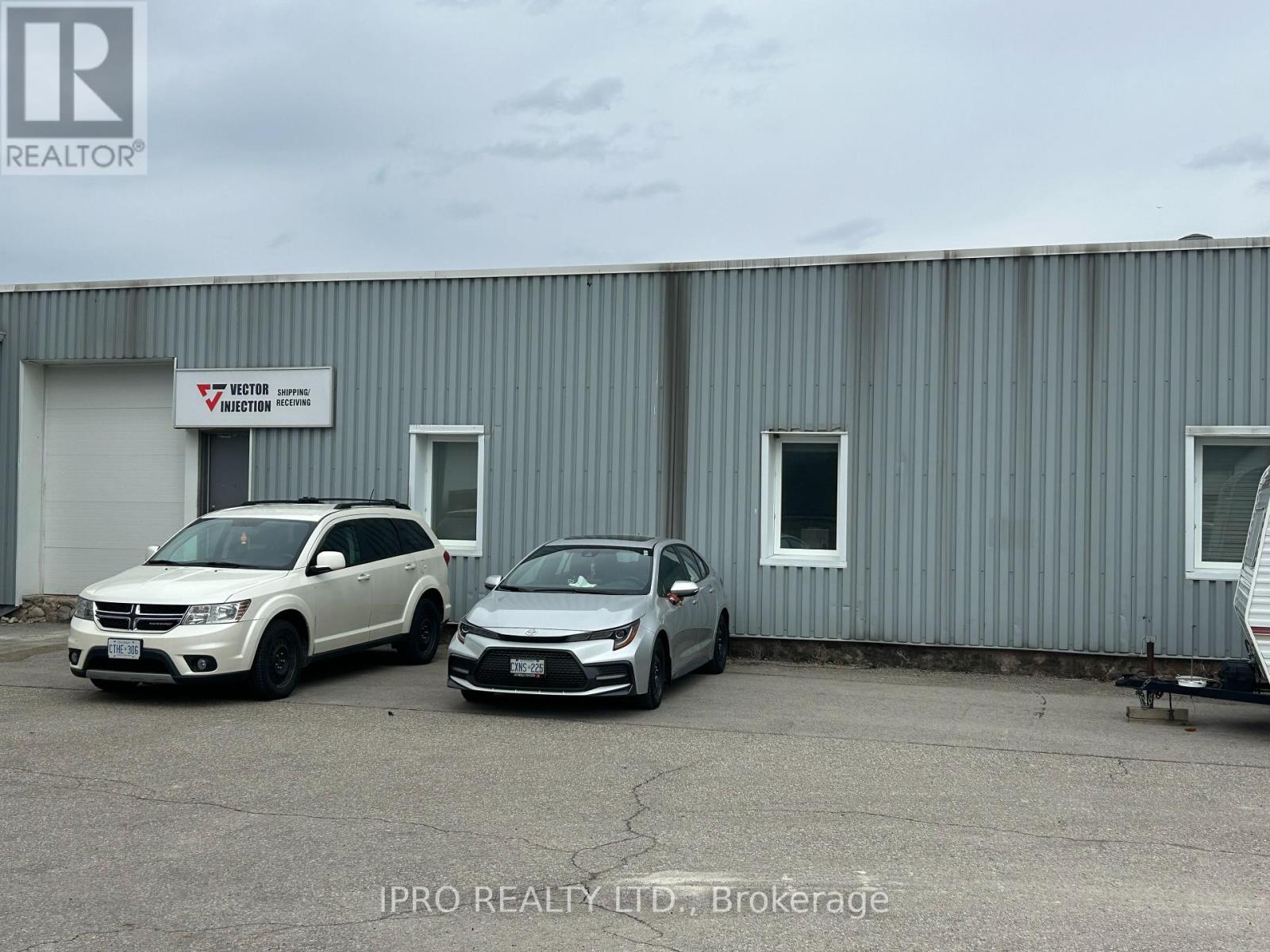2 - 153 Perth Street, Halton Hills (Ac Acton), Ontario  L7J 1C9 - Photo 1 - W12068614