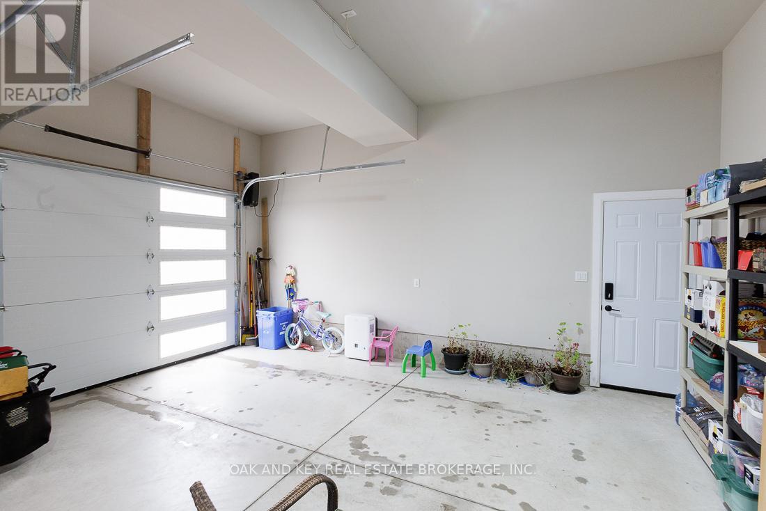 62 Crestview Drive, Middlesex Centre, Ontario  N0L 1R0 - Photo 19 - X12068732