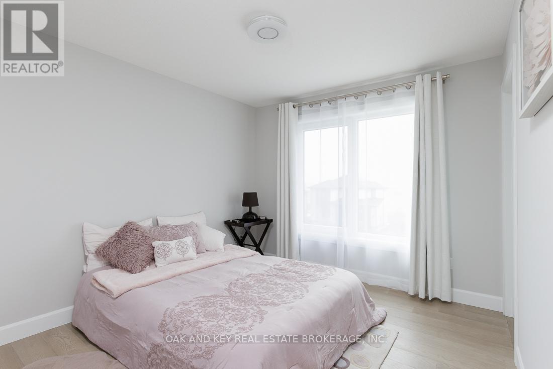 62 Crestview Drive, Middlesex Centre, Ontario  N0L 1R0 - Photo 37 - X12068732