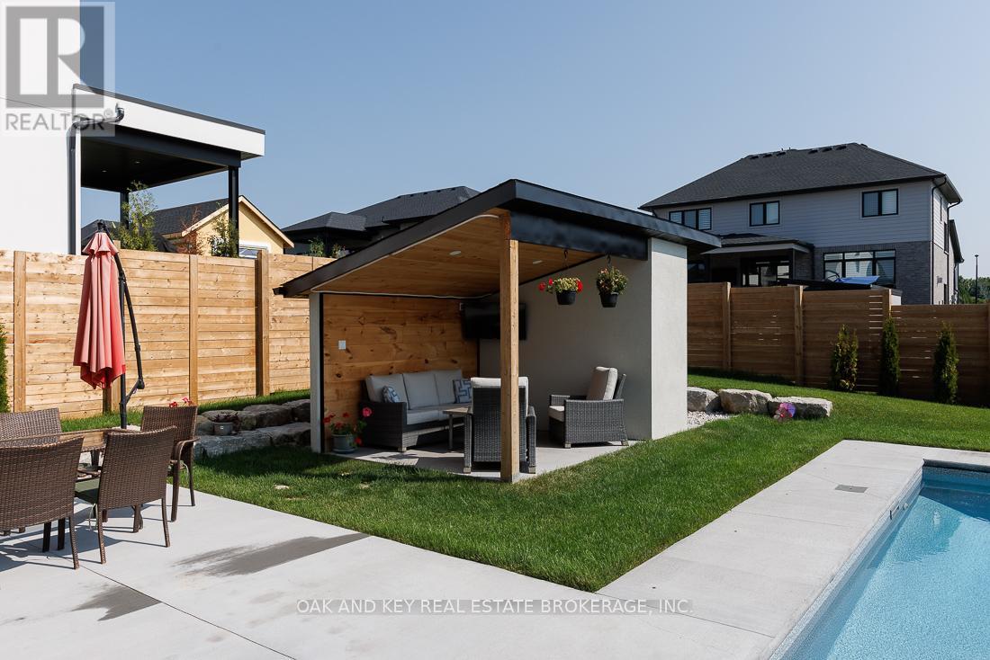 62 Crestview Drive, Middlesex Centre, Ontario  N0L 1R0 - Photo 49 - X12068732