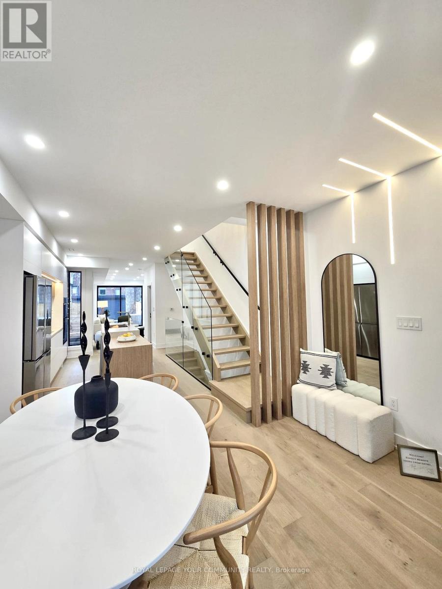 32 Endean Avenue, Toronto (South Riverdale), Ontario  M4M 1W6 - Photo 14 - E12068422