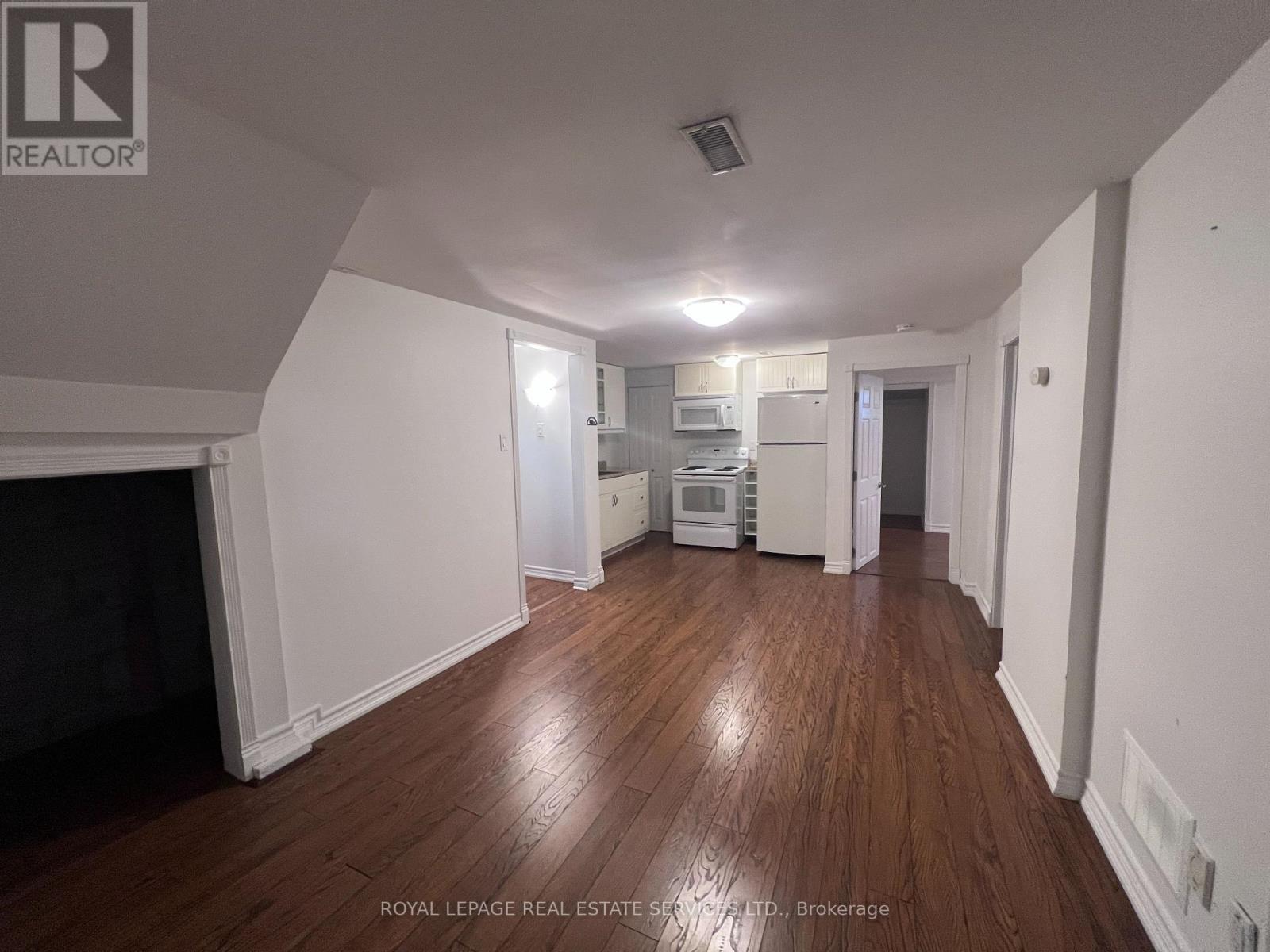 Basement - 553 Valley Drive, Oakville, Ontario  L6L 4L9 - Photo 10 - W12057175