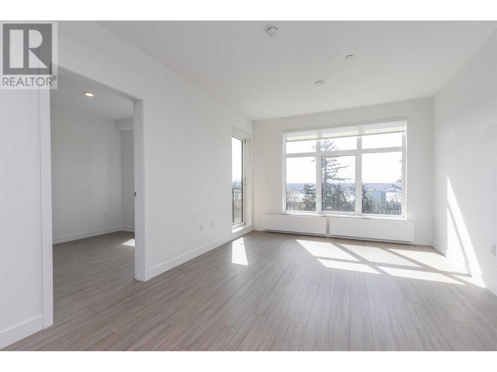 406 733 E 3rd Street, North Vancouver, British Columbia  V7L 1G8 - Photo 4 - R2986960