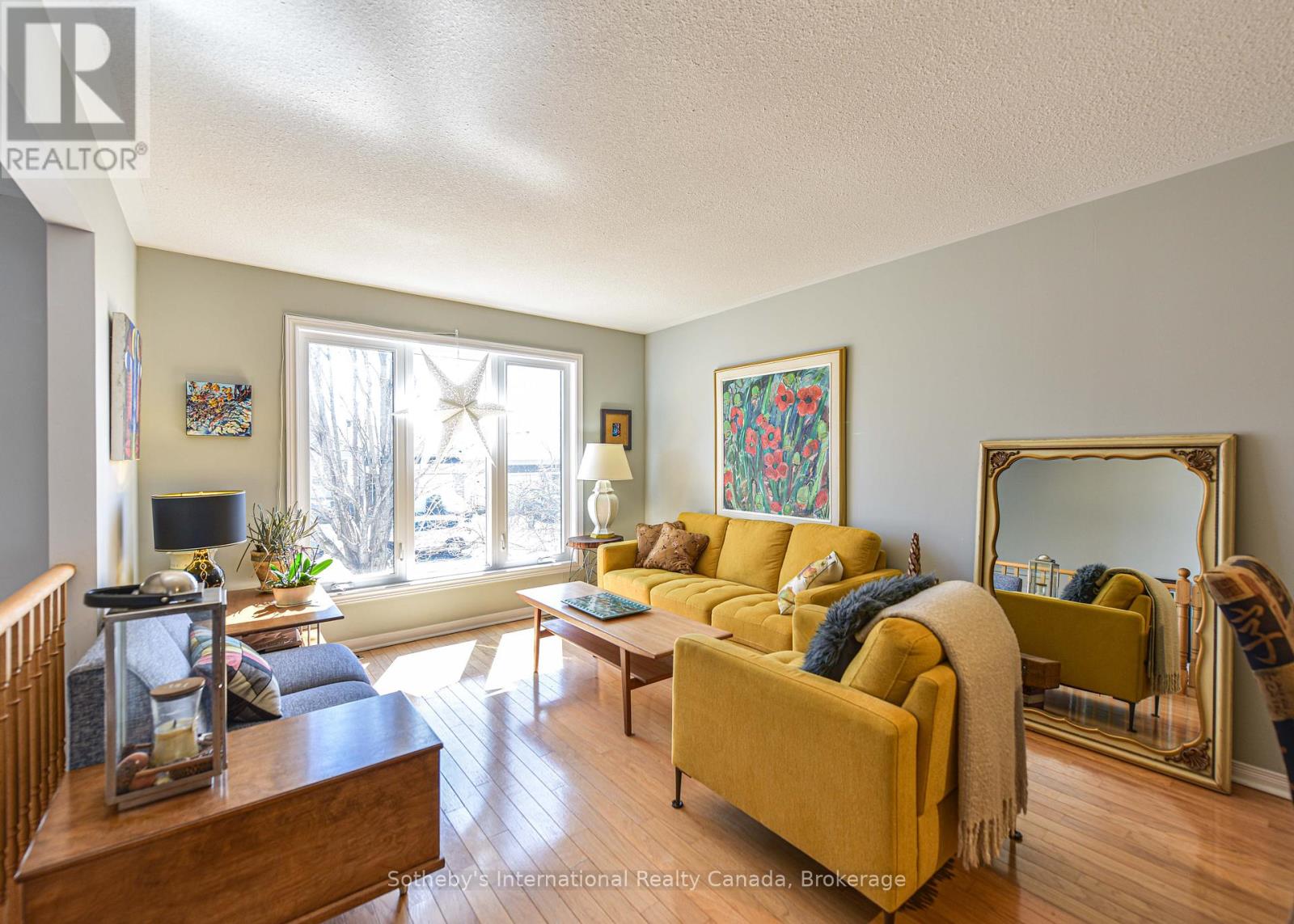 66 Calverley Street, Orillia, Ontario  L3V 3T6 - Photo 8 - S12068662