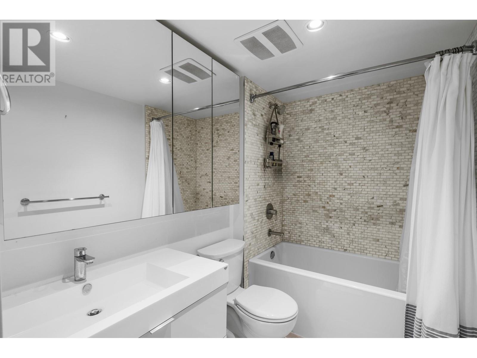 210 238 W Broadway, Vancouver, British Columbia  V5Y 0L2 - Photo 8 - R2987437