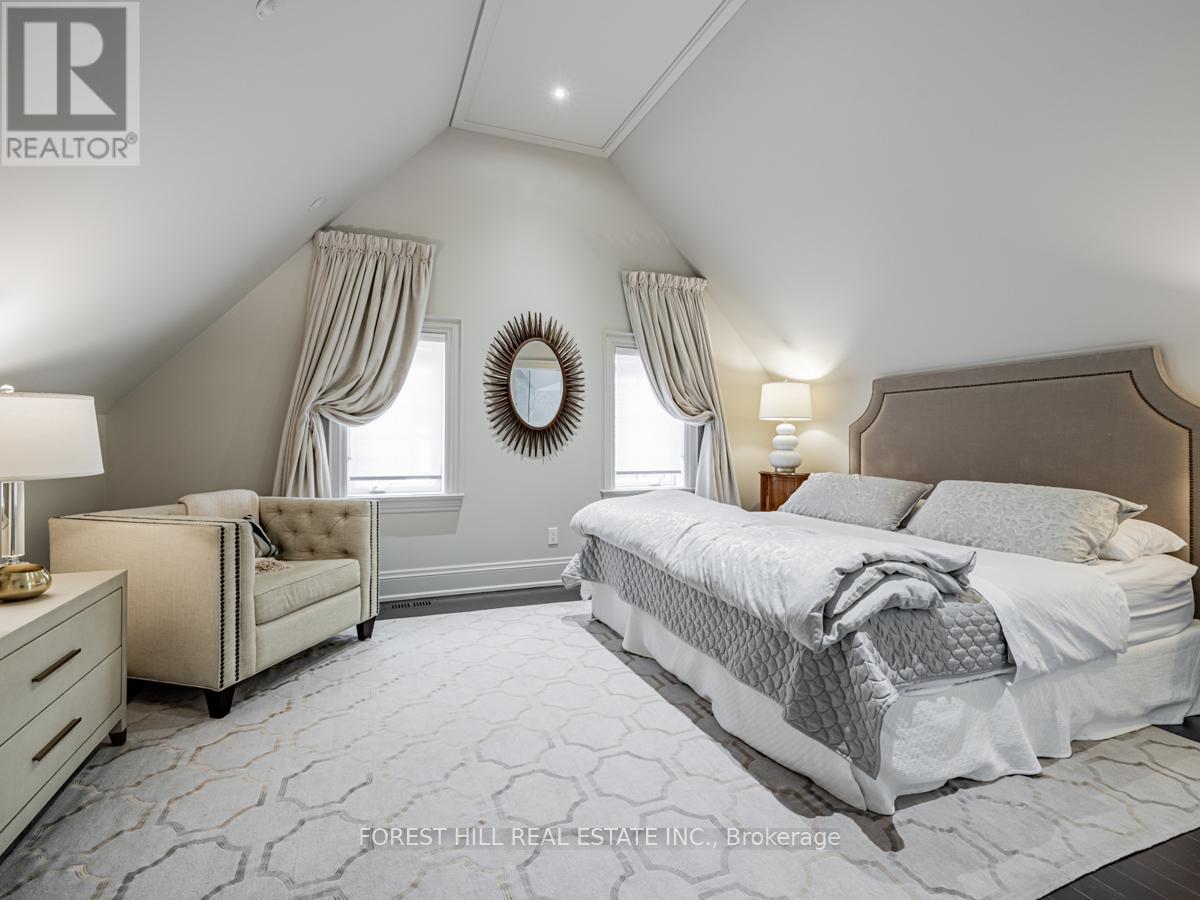17 Hillholm Road, Toronto (Forest Hill South), Ontario  M5P 1M1 - Photo 32 - C12068686
