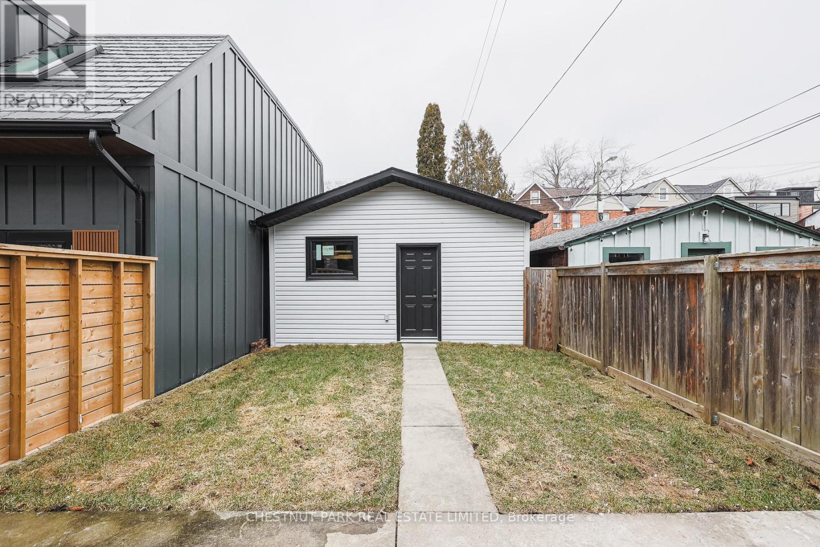 212 Victor Avenue, Toronto, Ontario  M4K 1B2 - Photo 44 - E12068667