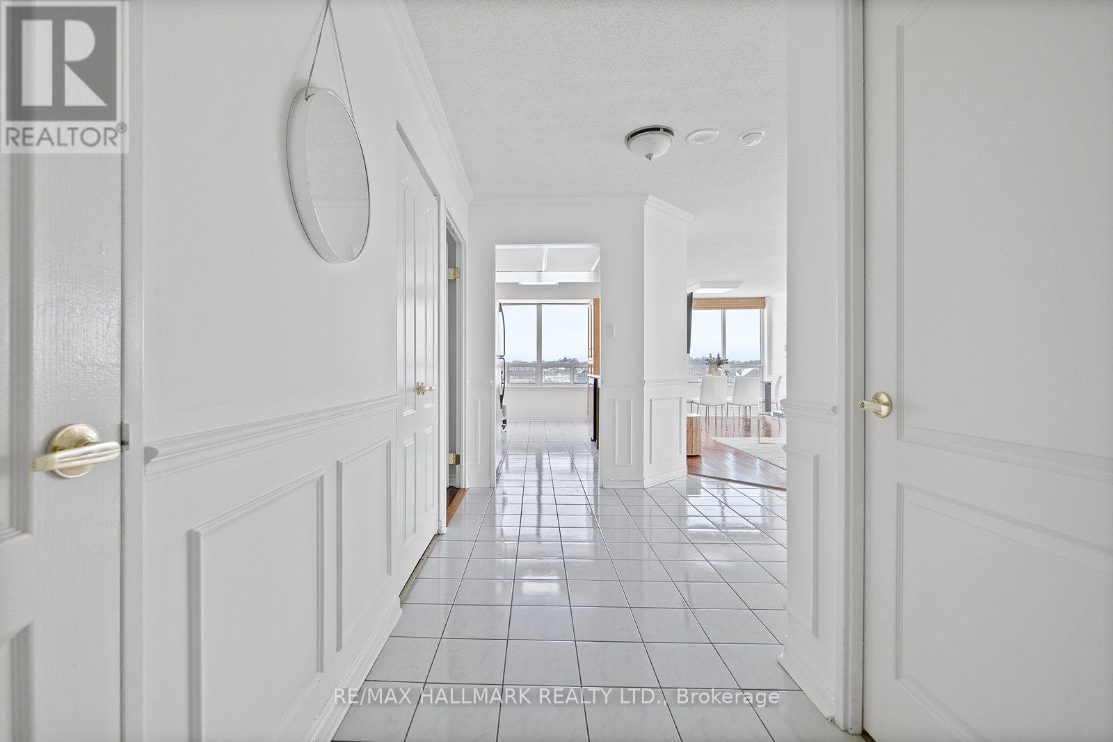 688 - 1 Greystone Walk Drive, Toronto, Ontario  M1K 5J3 - Photo 5 - E12068679