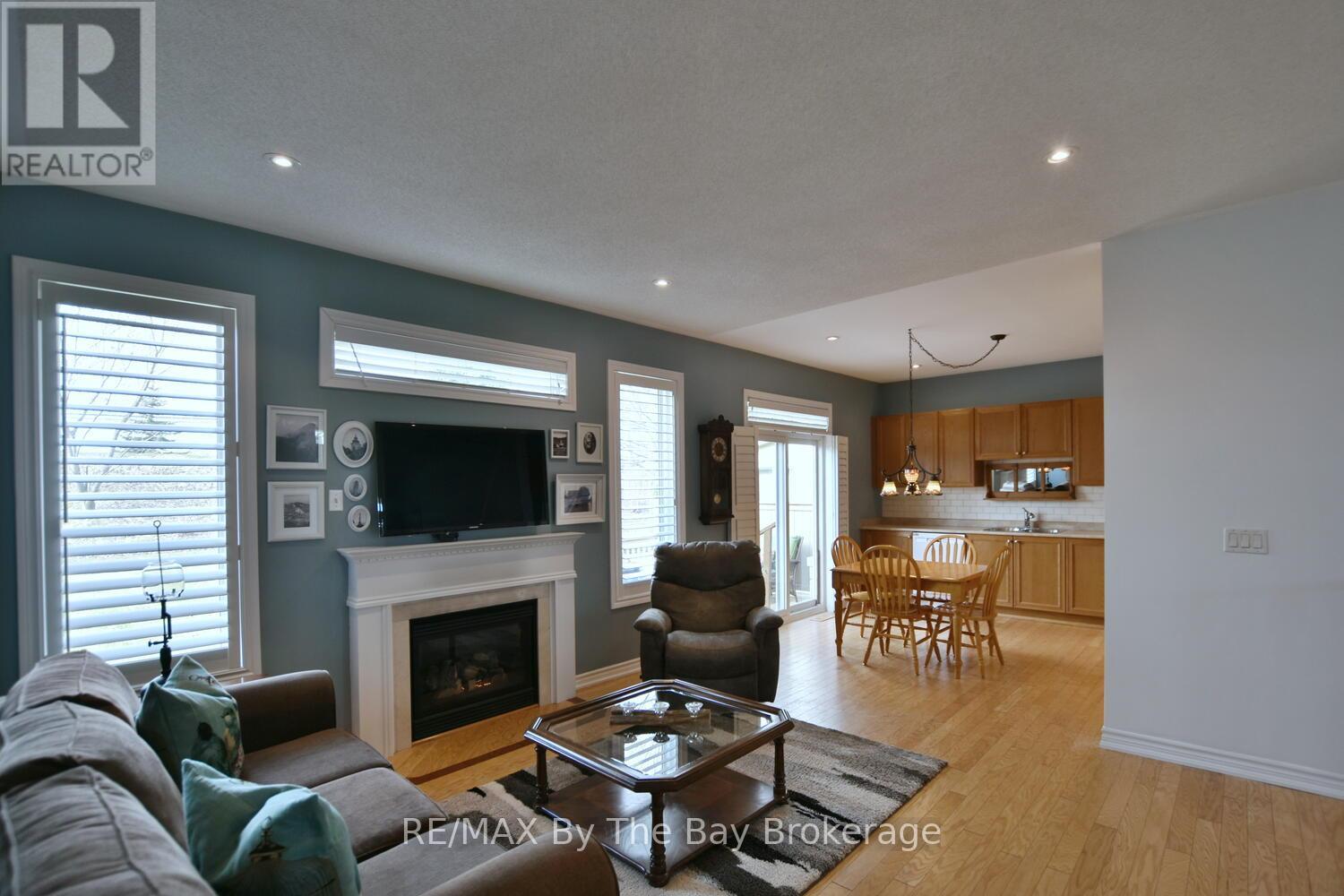16 Clubhouse Drive, Collingwood, Ontario  L9Y 4Z6 - Photo 11 - S12068215
