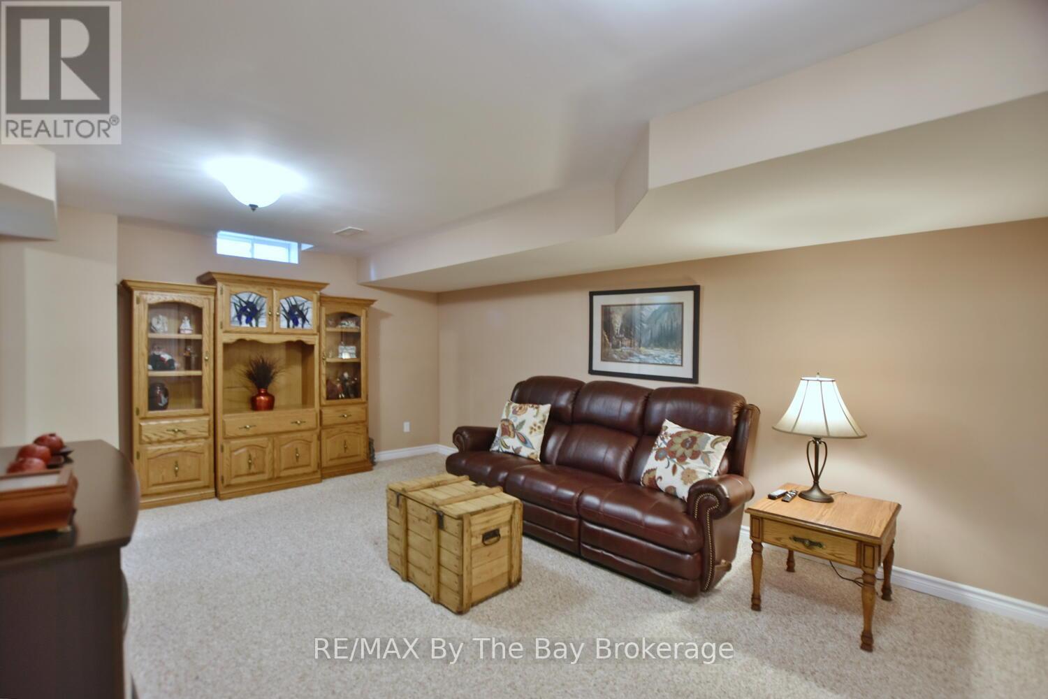 16 Clubhouse Drive, Collingwood, Ontario  L9Y 4Z6 - Photo 20 - S12068215