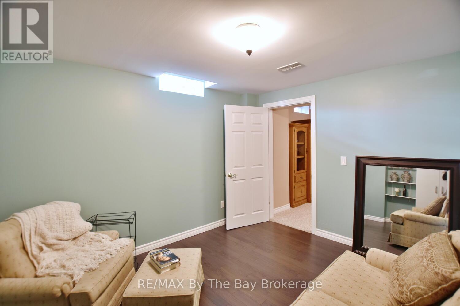 16 Clubhouse Drive, Collingwood, Ontario  L9Y 4Z6 - Photo 23 - S12068215