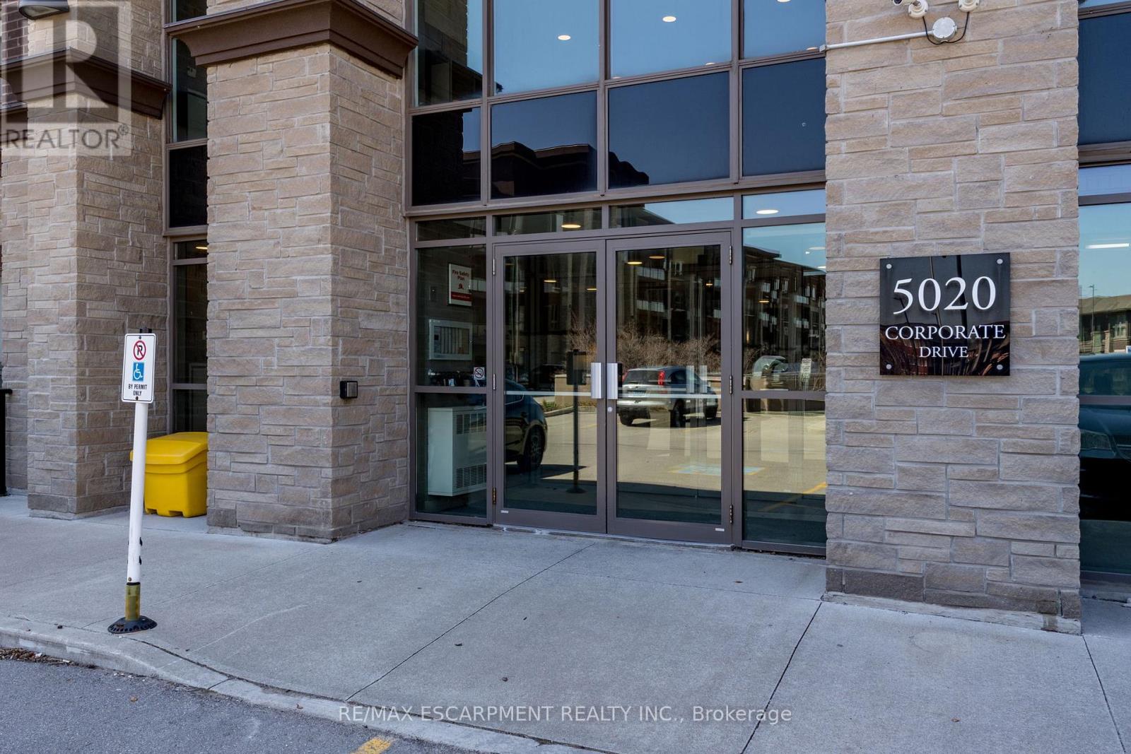 Property at 301 - 5020 CORPORATE DRIVE image 5