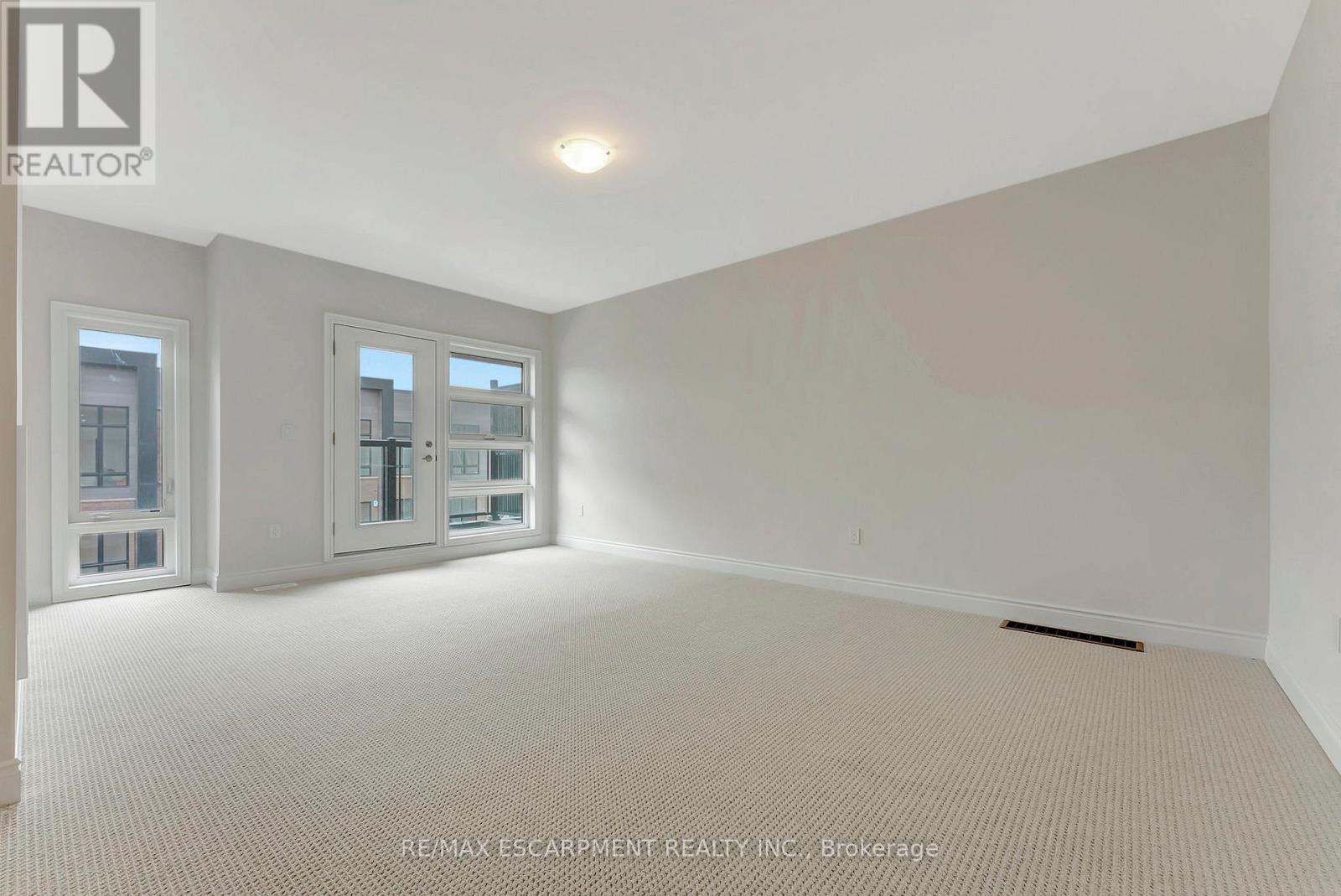 3109 Perkins Way, Oakville, Ontario  L6H 7G1 - Photo 30 - W12068723
