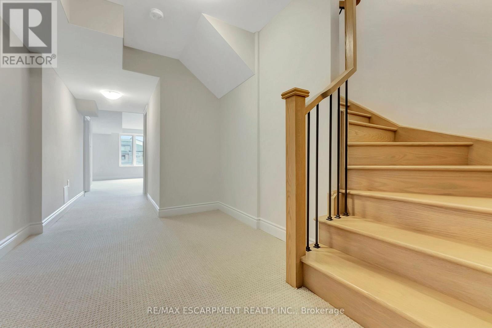 3109 Perkins Way, Oakville, Ontario  L6H 7G1 - Photo 32 - W12068723