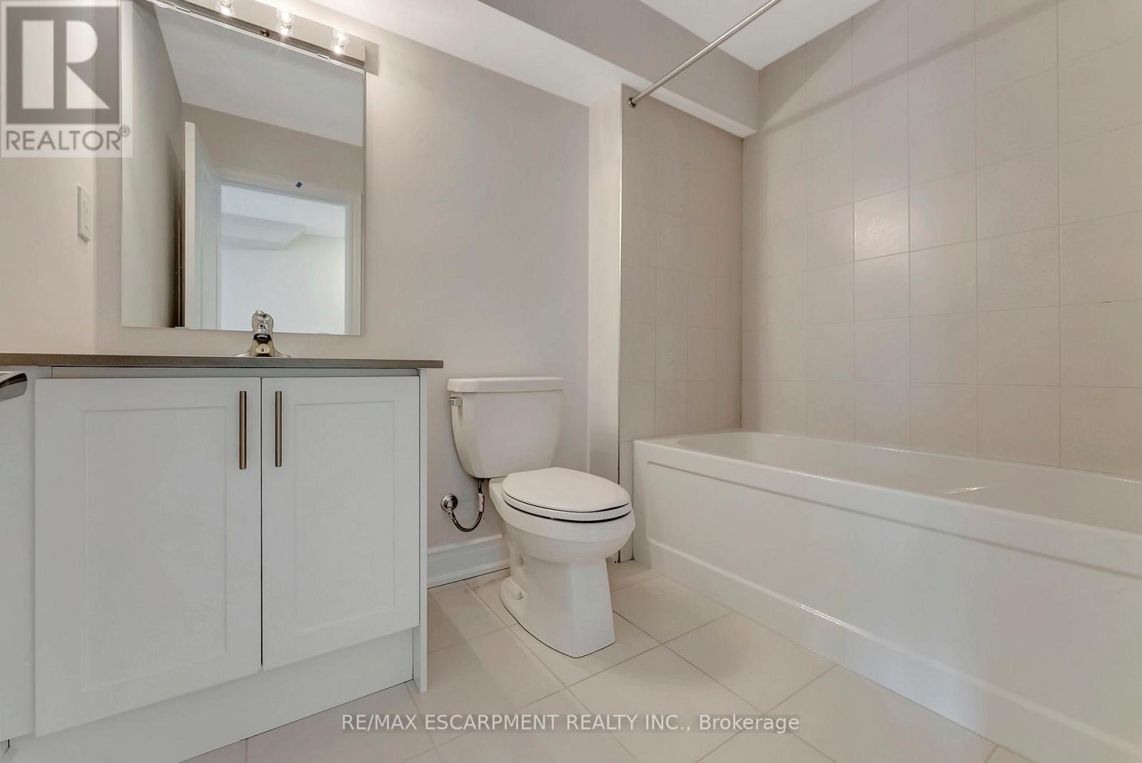 3109 Perkins Way, Oakville, Ontario  L6H 7G1 - Photo 35 - W12068723