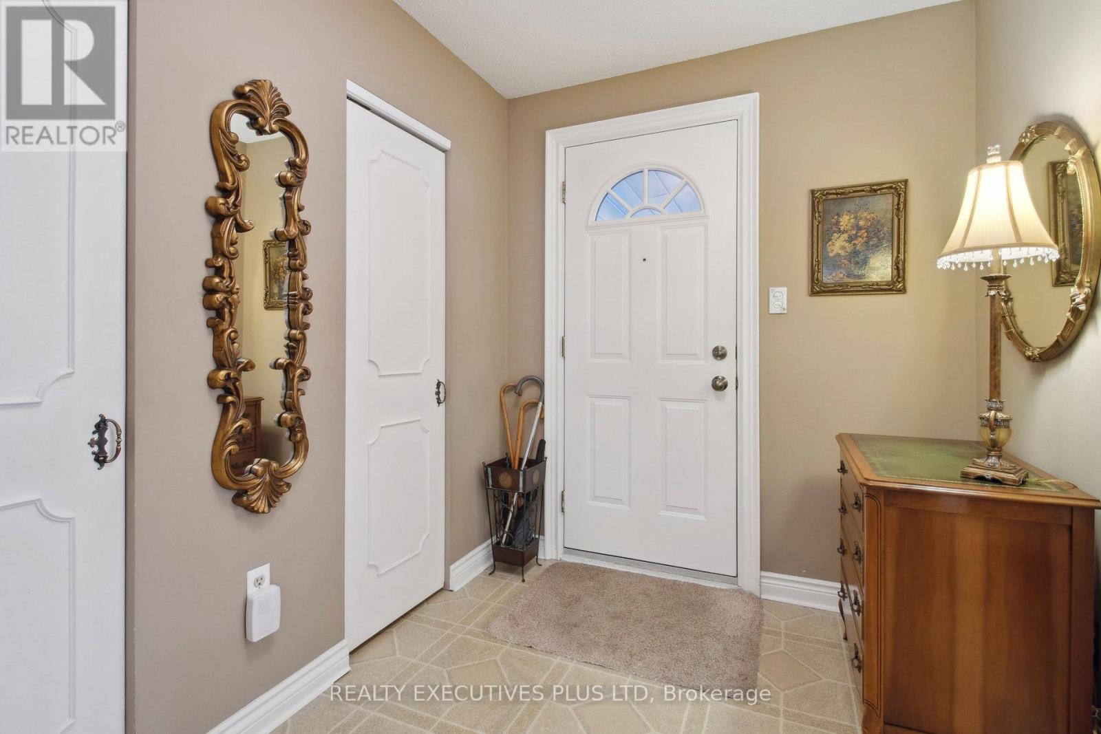 Property at 61 MERCURY ROAD image 3