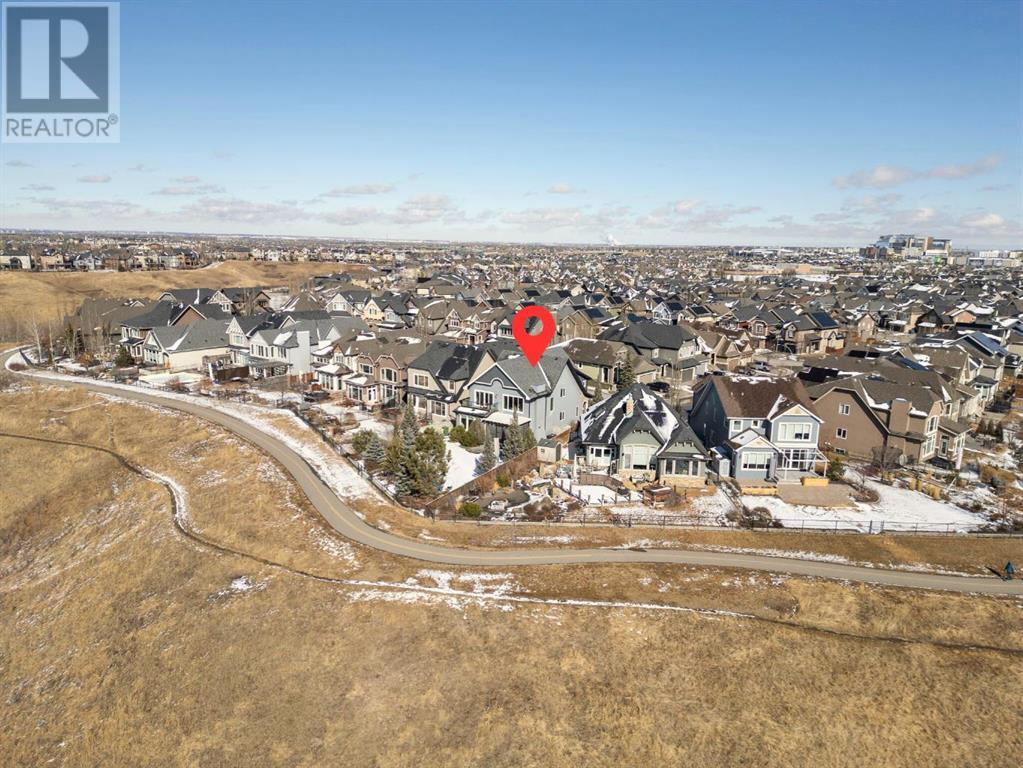 Property at 35 Cranarch Rise SE image 2