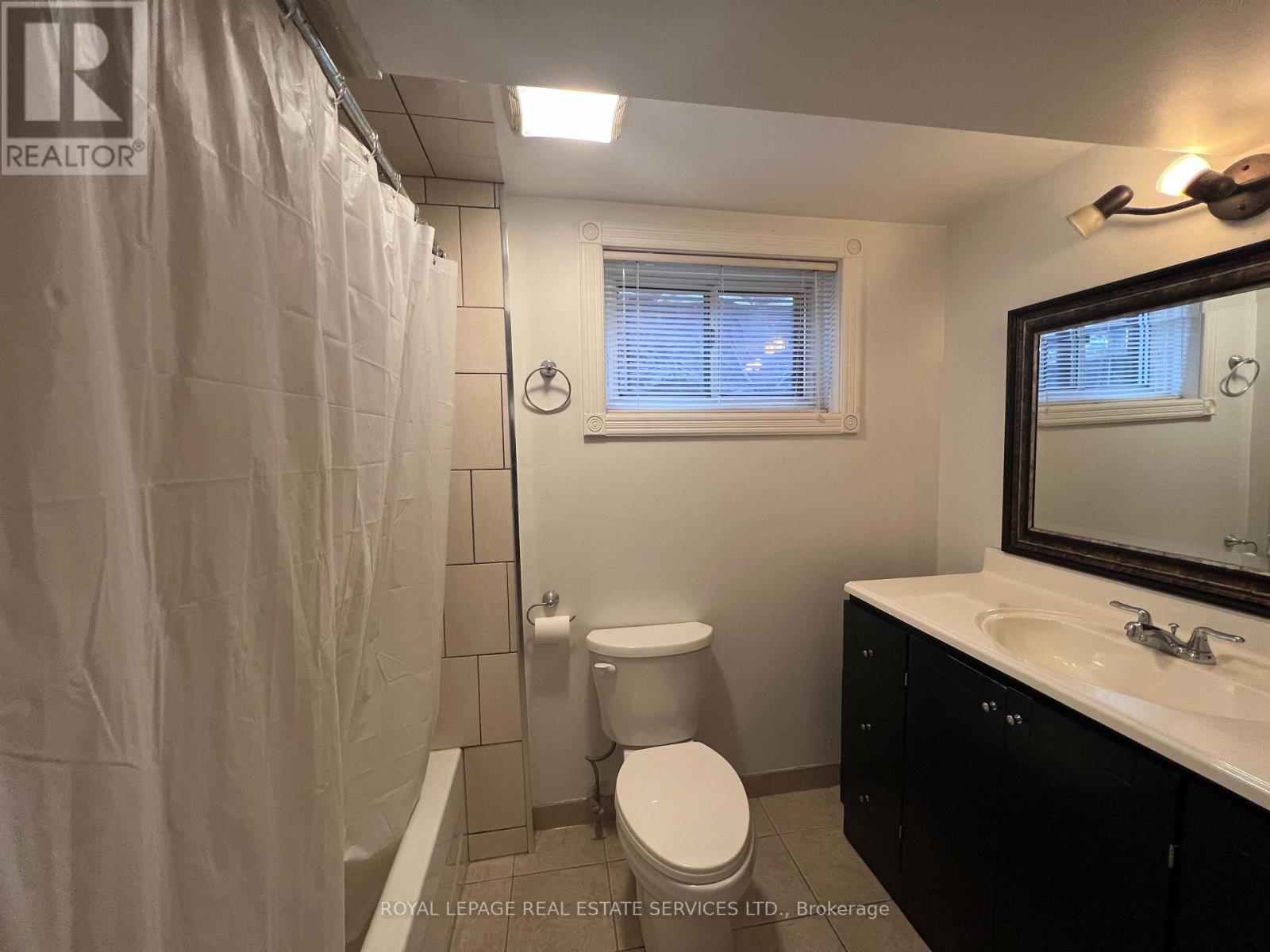 Basement - 553 Valley Drive, Oakville, Ontario  L6L 4L9 - Photo 12 - W12057175