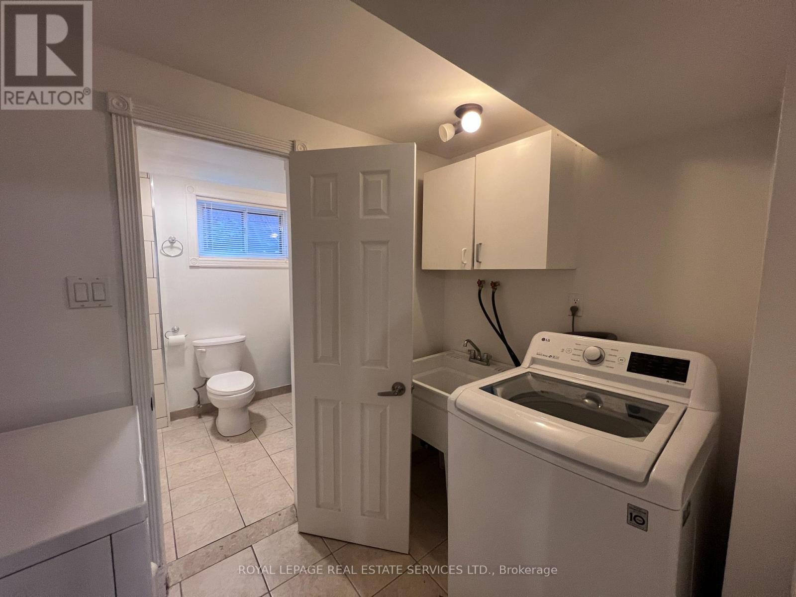 Basement - 553 Valley Drive, Oakville, Ontario  L6L 4L9 - Photo 13 - W12057175