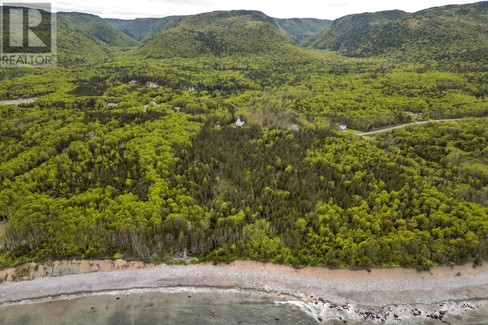 42979 Cabot Trail, Birch Plain, Nova Scotia  B0C 1H0 - Photo 5 - 202506473